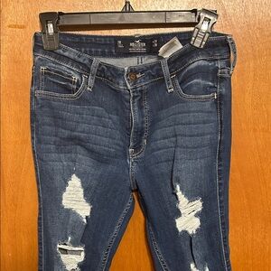 Hollister Women's Dark Blue Ripped Skinny Jeans (mid-rise)